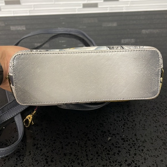 Iconic Guardian Angel Bag - Picture 6 of 6